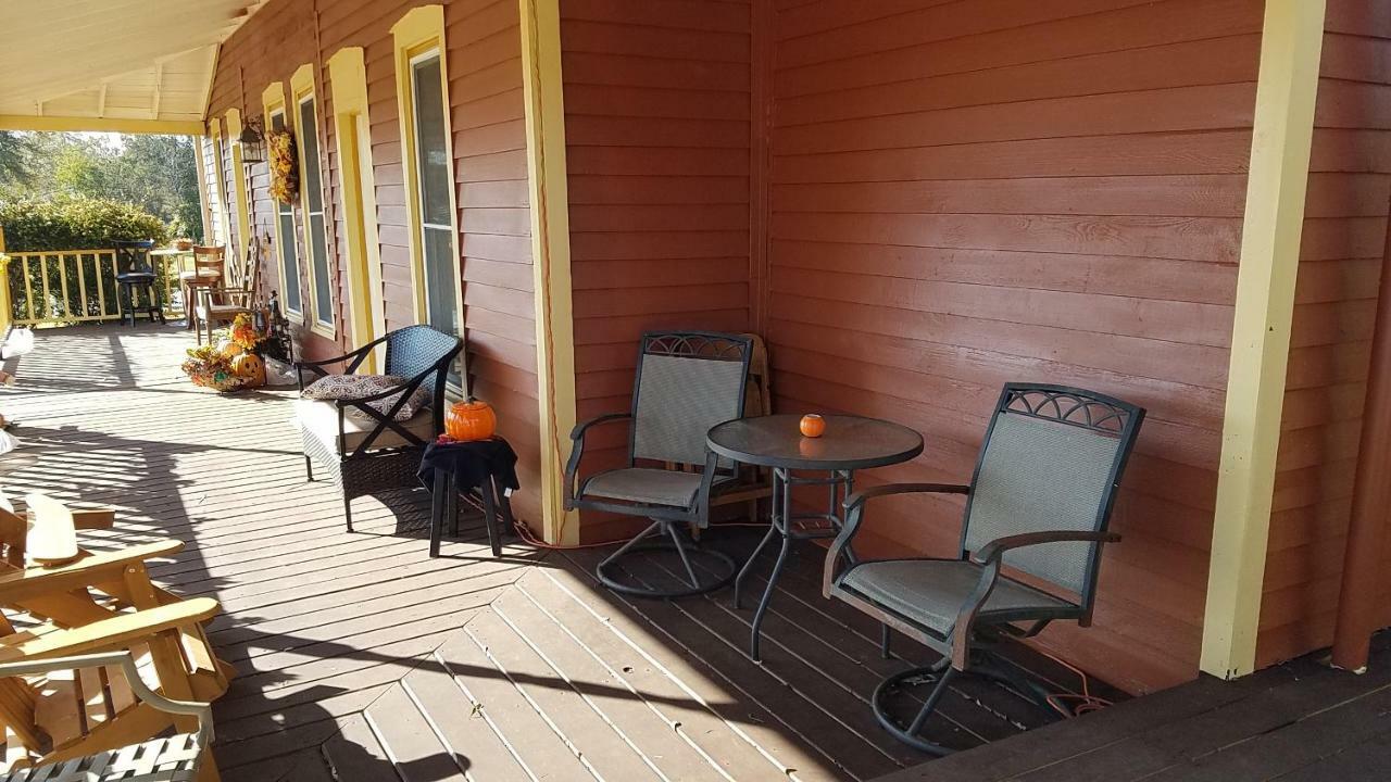 1890 Karcher Haus Llano Екстериор снимка